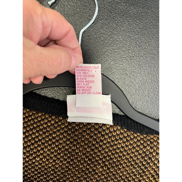 Crystal-Kobe Womens Floral Embroidered Knit Cardigan Sweater Sz LRG Grandmacore - Picture 4 of 9